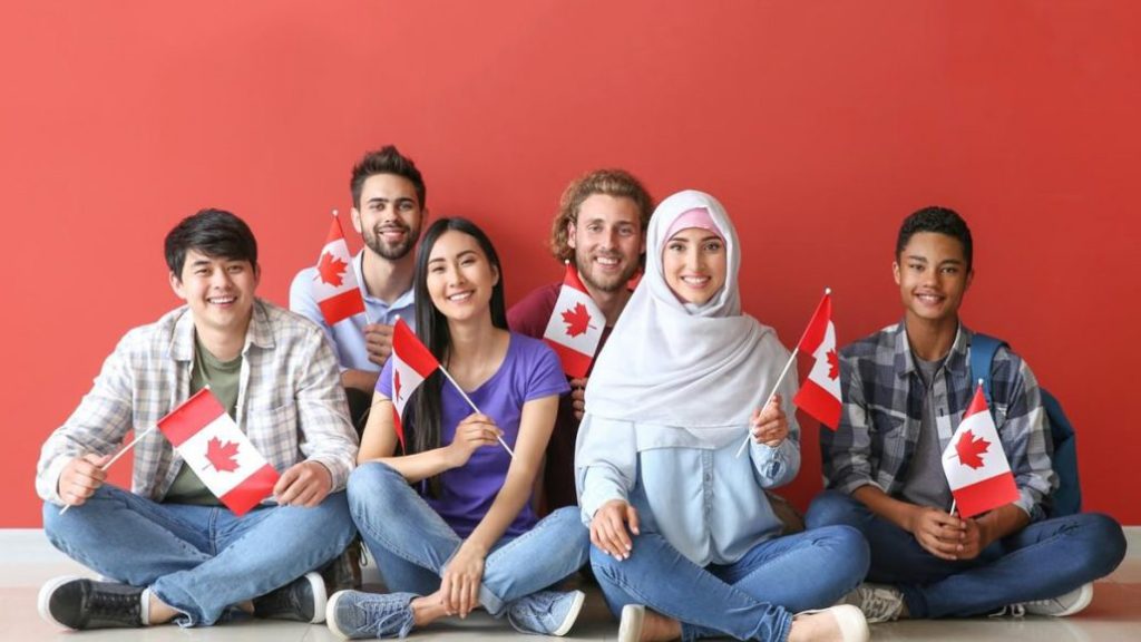 مزیت تحصیل در کانادا برای دانشجویان خارجی