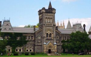 آسان ترین دانشگاه های کانادا برای پذیرش