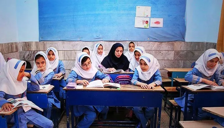 تفاوت تحصیل در ایران و کانادا