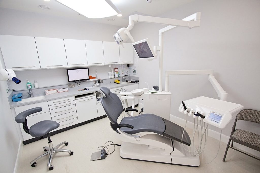 راه اندازی کلینیک دندانپزشکی در کانادا