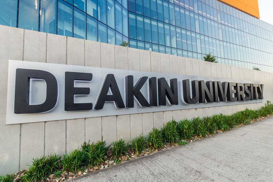 دانشگاه دیکن Deakin University