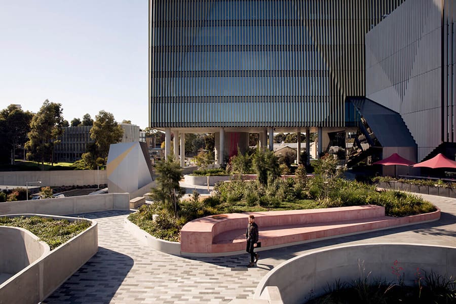 دانشگاه دیکن Deakin University