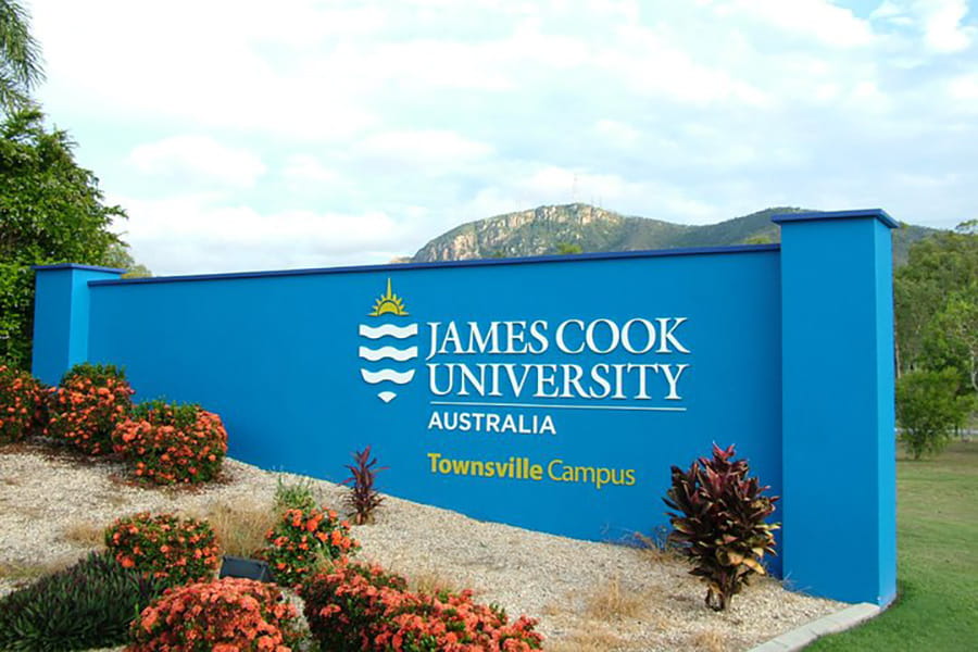  James Cook University  دانشگاه جیمز کوک