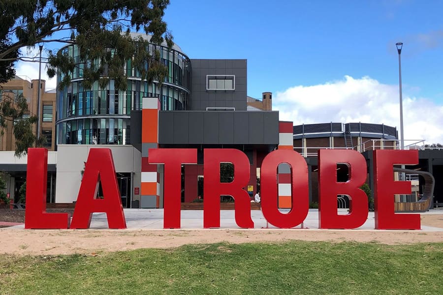 دانشگاه لاتروب (La Trobe University)