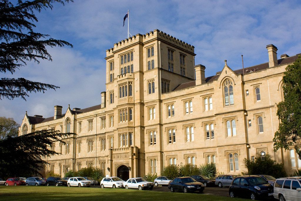 دانشگاه ملبورن University of Melbourne